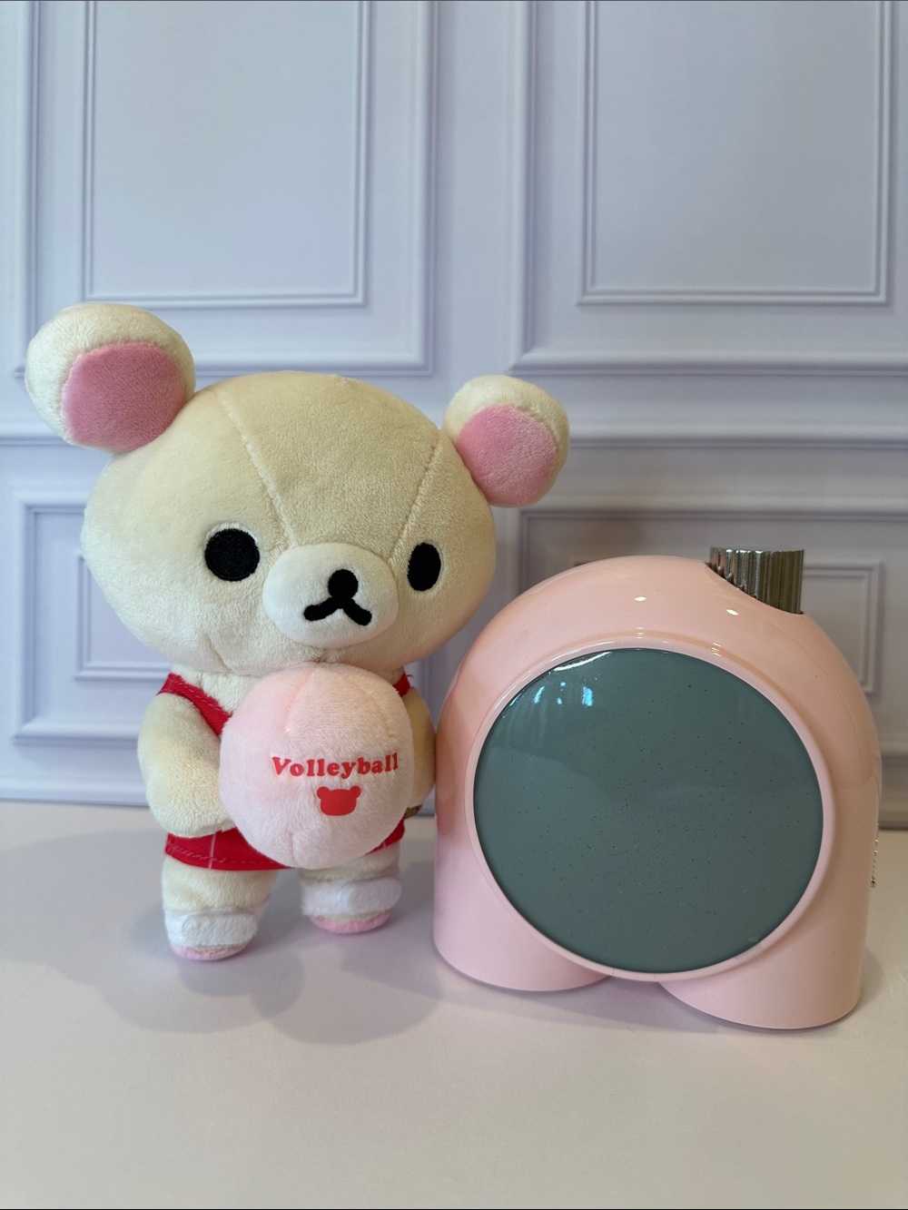 Rilakkuma Volleyball & Planet 9 Smart Light in Pink
